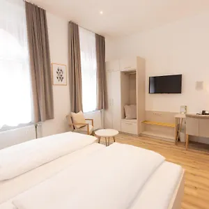 https://hotel-gollner.graz-austria-hotels.com